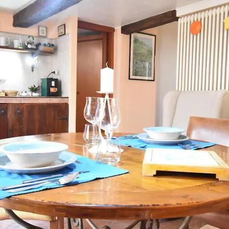Apartman Angela In Centro Con Parcheggio